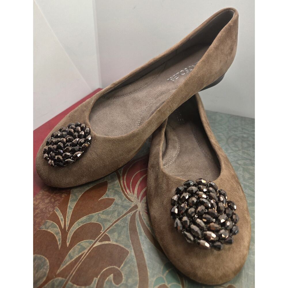 Aerosoles BecXotic Ballet Flats Tan Suede Size 8.5 Round Toe Beaded Medallions